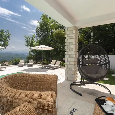 Apartment Casa Maya Deluxe With A Pool Opatija
